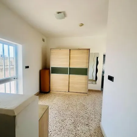 Apartamento In With Private Bathroom And Roof. Sliema